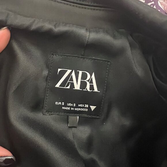 ZARA - Black Blazer - Picture 3 of 3